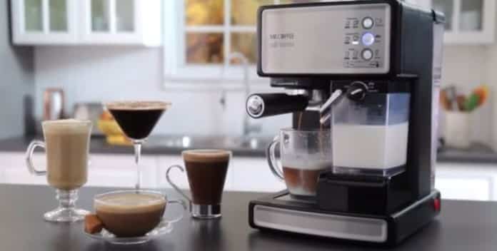 máy pha cà phê tự động