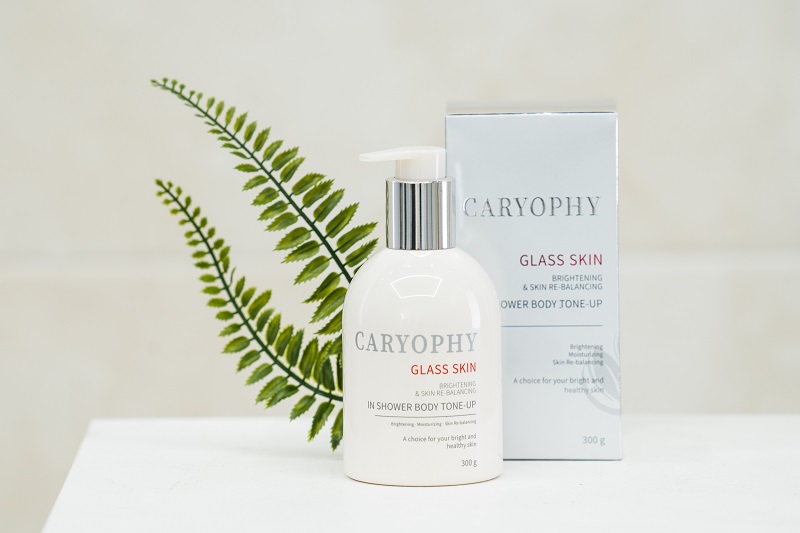 Bạn cần lưu ý tắm sạch trước khi thoa kem dưỡng trắng da toàn thân Caryophy Glass Skin