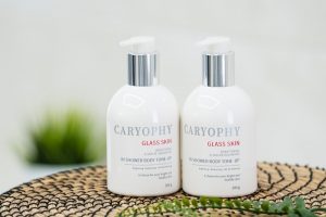 Kem dưỡng trắng da Caryophy Glass Skin In Shower Body Tone Up đang gây sốt trên thị trường